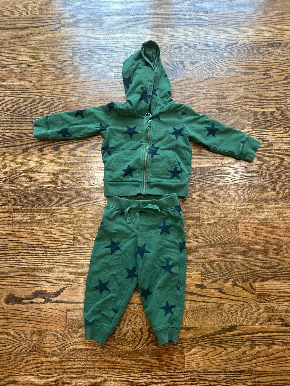 Primary | Star Hoodie Set